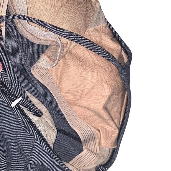 Lululemon athletica Women's Power Y Tank Top 6 Black Wee Stripe Build in Bra - Picture 7 of 7